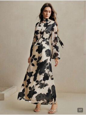 Anewsta New Floral Maxi Dress